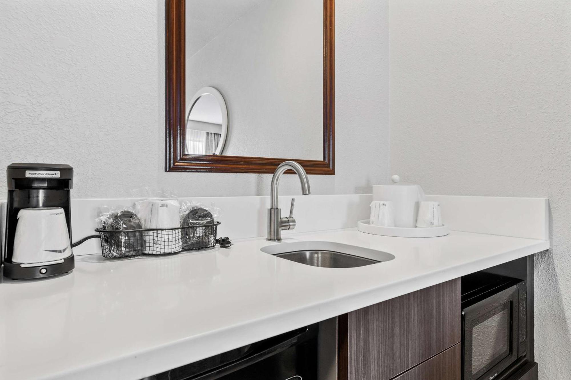 Hampton Inn & Suites Colorado Springs-Air Force Academy/I-25 North Ngoại thất bức ảnh