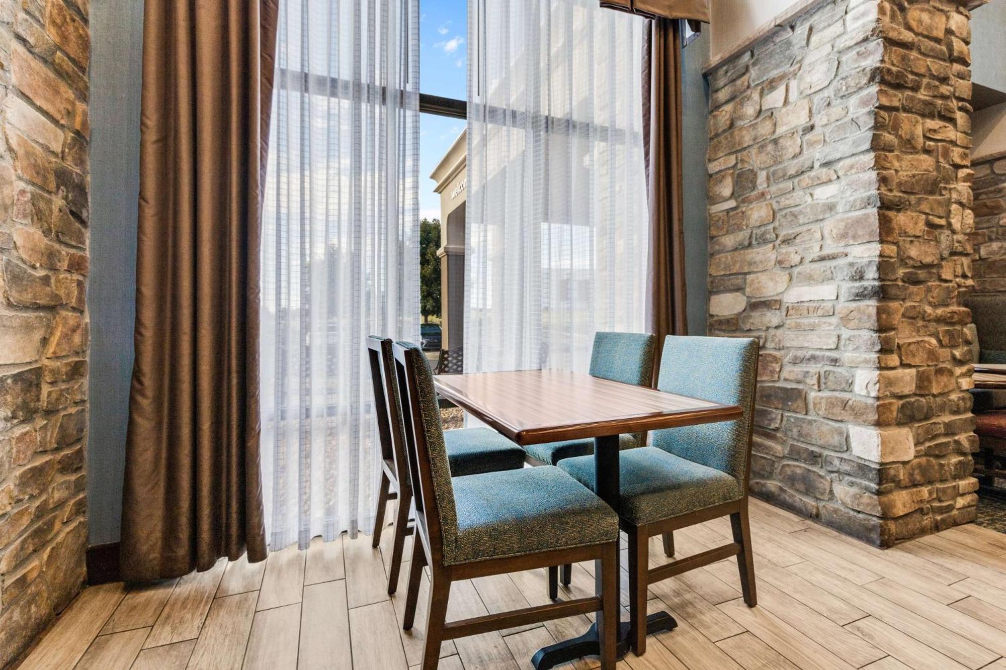 Hampton Inn & Suites Colorado Springs-Air Force Academy/I-25 North Ngoại thất bức ảnh